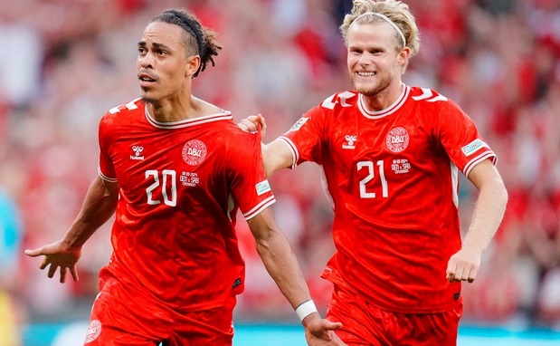 ดูบอลสด เดนมาร์ก พบ สกอตแลนด์ 01.45 น. ฟุตบอลโลก 2026