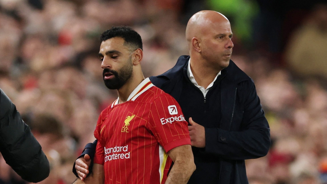 ลิเวอร์พูล เคลื่อนไหวล่าสุดกับ  ซาลาห์ หลังกล่าวโจมตี อาร์เน่อ สล็อต และสโมสรออกสื่อ